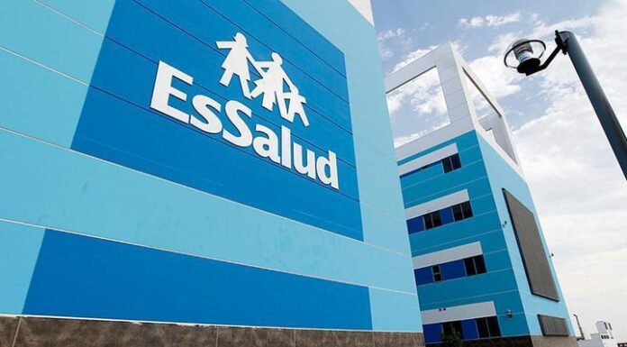 ComexPerú: La situación de EsSalud y el sistema Nacional de Salud no da para más