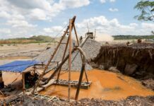 Proyectos mineros formales impulsan el desarrollo en Piura, mientras la minería ilegal agrava la crisis ambiental y social