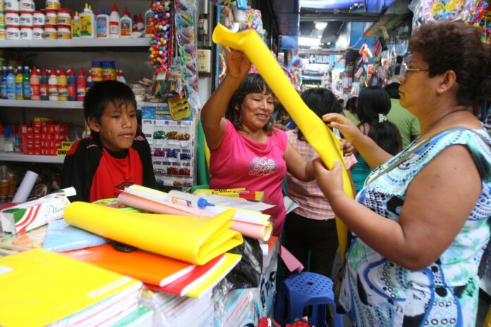 Cómo reorganizar tu presupuesto familiar tras los gastos escolares