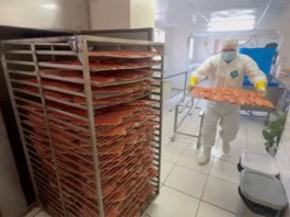 Salmín: de un pequeño horno en casa a un negocio que distribuye trucha ahumada en varias ciudades del Perú