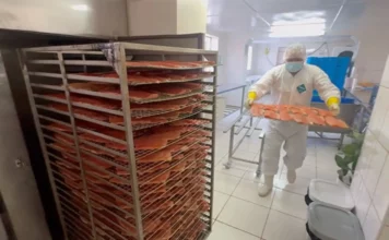 Salmín: de un pequeño horno en casa a un negocio que distribuye trucha ahumada en varias ciudades del Perú