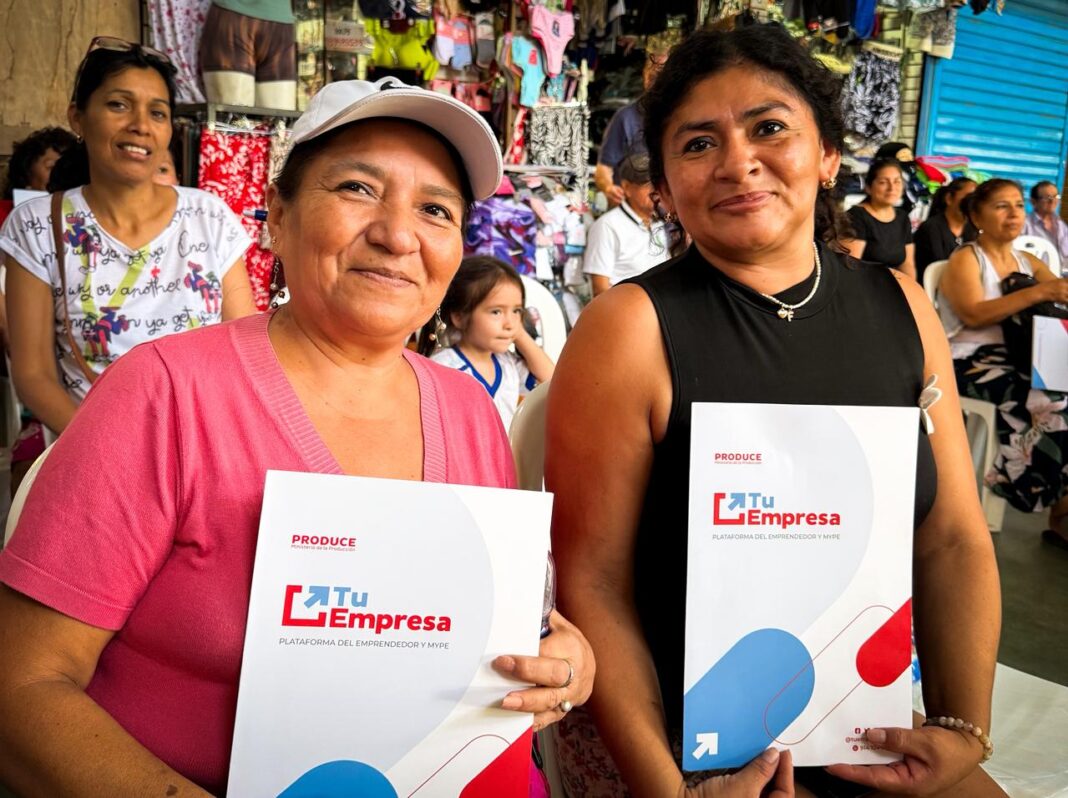 1370299-chiclayo-produce-impulsa-la-formalizacion-y-capacita-a-comerciantes-del-mercado-del-pueblo