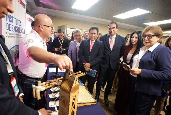 Produce anuncia S/ 100 millones para CITE y US$ 121 millones para ProInnóvate en beneficio de 135,000 Mipyme Produce anuncia S/ 100 millones para CITE y US$ 121 millones para ProInnóvate en beneficio de 135,000 Mipyme