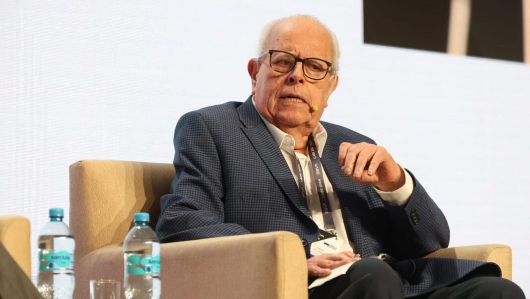 Julio Velarde advierte que la inestabilidad política afecta el crecimiento de la economía peruana