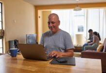 Más del 82 % de conexiones de internet fijo usan fibra óptica