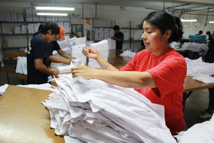 Pymes proyectan crecimiento en 2026, pero advierten impacto de la incertidumbre política