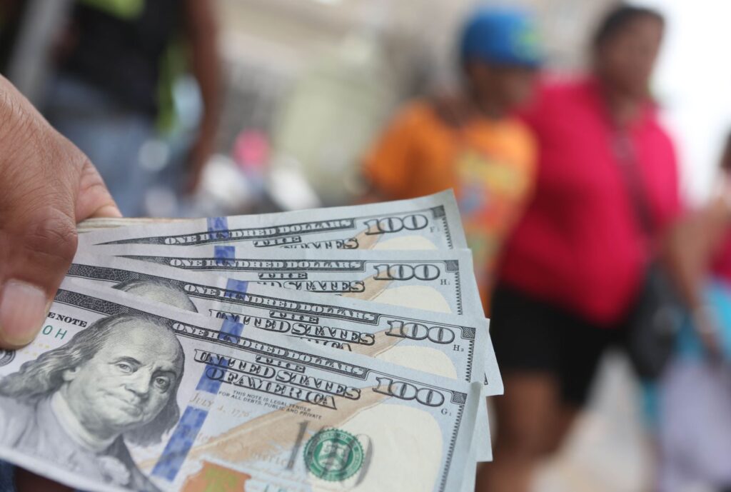 ¿Subirá el dólar en el Perú? Economista explica los factores electorales y externos que mueven el tipo de cambio