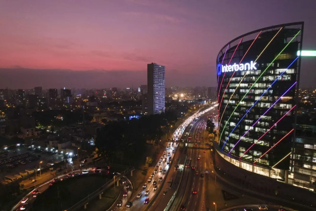 Banco Mundial eleva proyección de crecimiento del Perú a 2.7% para 2026 Banco Mundial eleva proyección de crecimiento del Perú a 2.7% para 2026