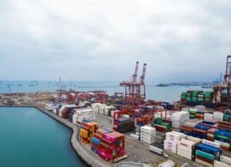 Anuncian acciones para optimizar la competitividad portuaria en Perú