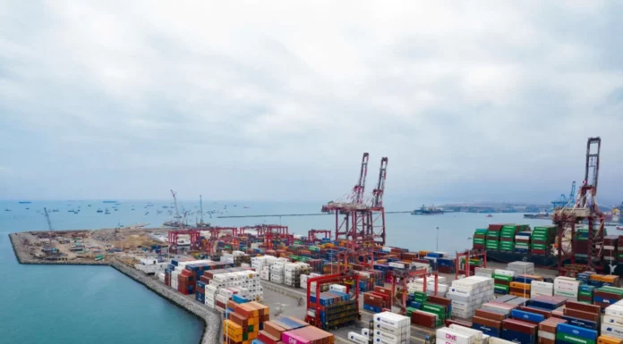 Anuncian acciones para optimizar la competitividad portuaria en Perú