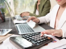 CTS en el régimen privado aplica a trabajadores que laboren al menos 4 horas diarias en promedio