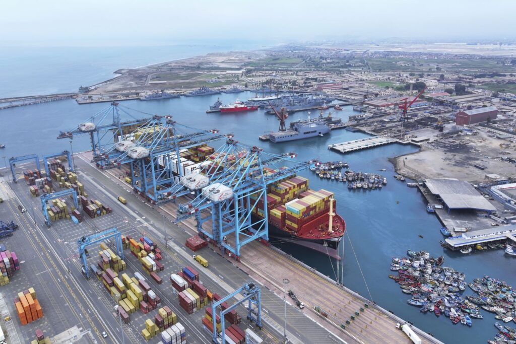 Exportaciones peruanas tienen amplio margen de crecimiento, según Adex