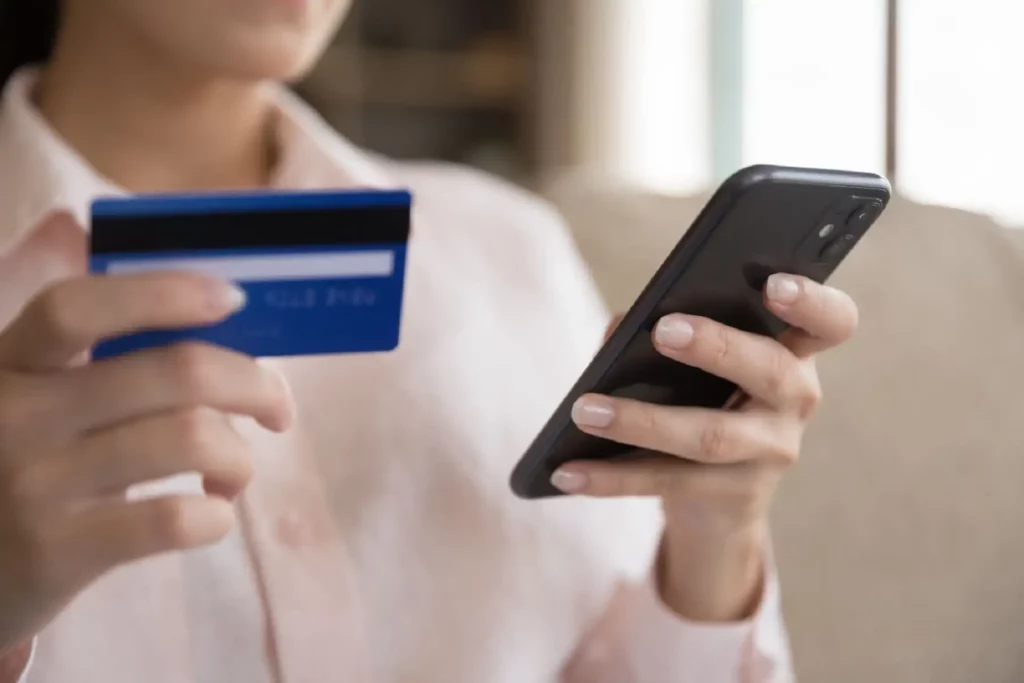 Crédito en el sistema financiero peruano creció 7.1% en febrero y la morosidad cayó a su nivel más bajo desde 2020 Crédito en el sistema financiero peruano creció 7.1% en febrero y la morosidad cayó a su nivel más bajo desde 2020