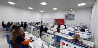 Más de 4,000 emprendedores son capacitados en Exporta Fácil por Serpost y el MTC