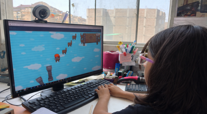 Conoce cinco iniciativas peruanas que transforman el aprendizaje con tecnología