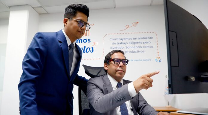 El 98 % de egresados del programa de extensión universitaria del OSIPTEL se mantiene activo en el mercado laboral