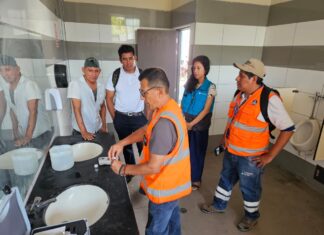 EPS Grau lanza “Gasfitero en tu escuela” para prevenir fallas sanitarias en colegios de Piura EPS Grau lanza “Gasfitero en tu escuela” para prevenir fallas sanitarias en colegios de Piura