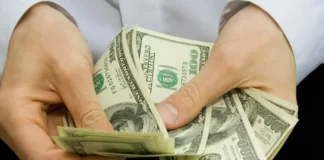 Dólar en Perú podría mantener volatilidad controlada en mayo, según especialistas