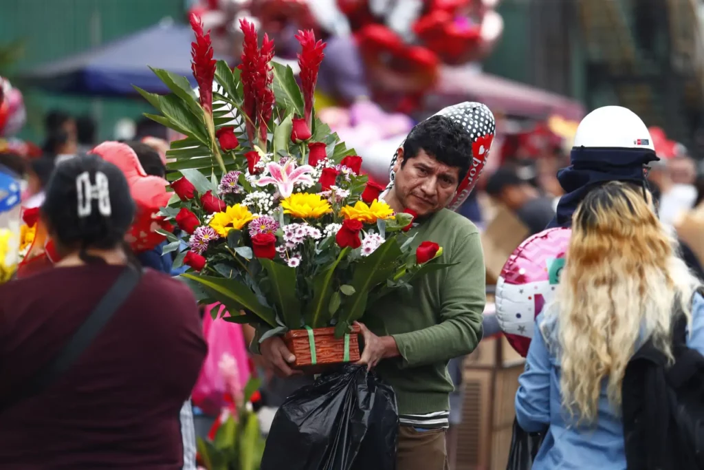 Consumidores priorizan regalos con significado y conexión emocional Consumidores priorizan regalos con significado y conexión emocional