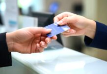 Indecopi sanciona a banco por entregar tarjeta de crédito sin autorización y cobrar deuda inexistente