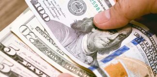 Dólar cierra estable en S/ 3.437 pese a presión inflacionaria global