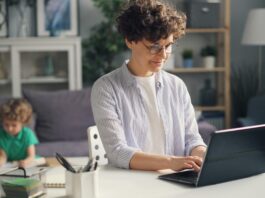 Día de la Madre: qué derechos laborales tienen las trabajadoras y qué pasa si se incumplen