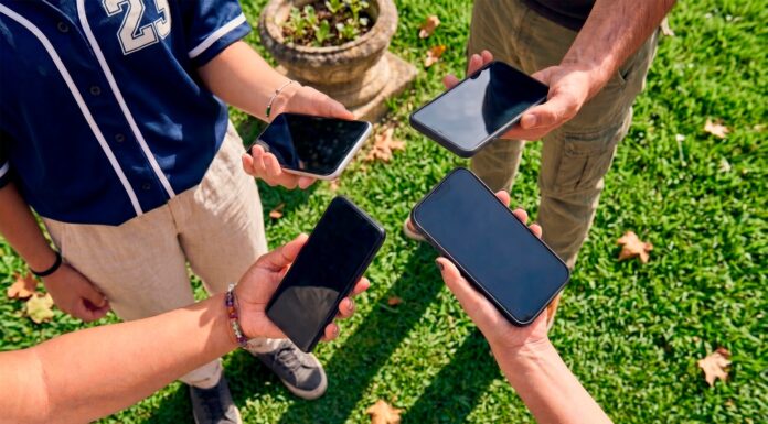 OSIPTEL: más de 520 000 líneas cambiaron de empresa operadora en abril con la portabilidad móvil