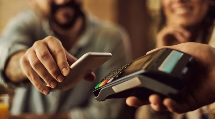 Integración de pagos físicos y digitales impulsa el crecimiento del comercio