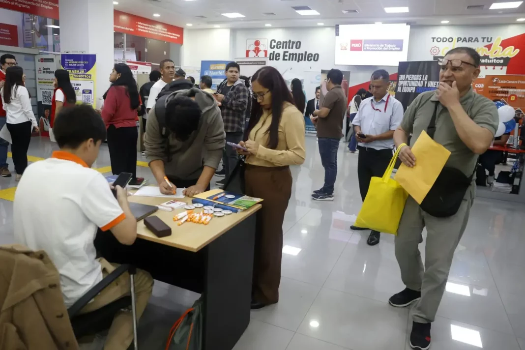 MTPE impulsa inserción laboral con nueva plataforma “Eventos Empleos Perú”