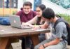 Cada vez más jóvenes crean negocios mientras estudian en la universidad