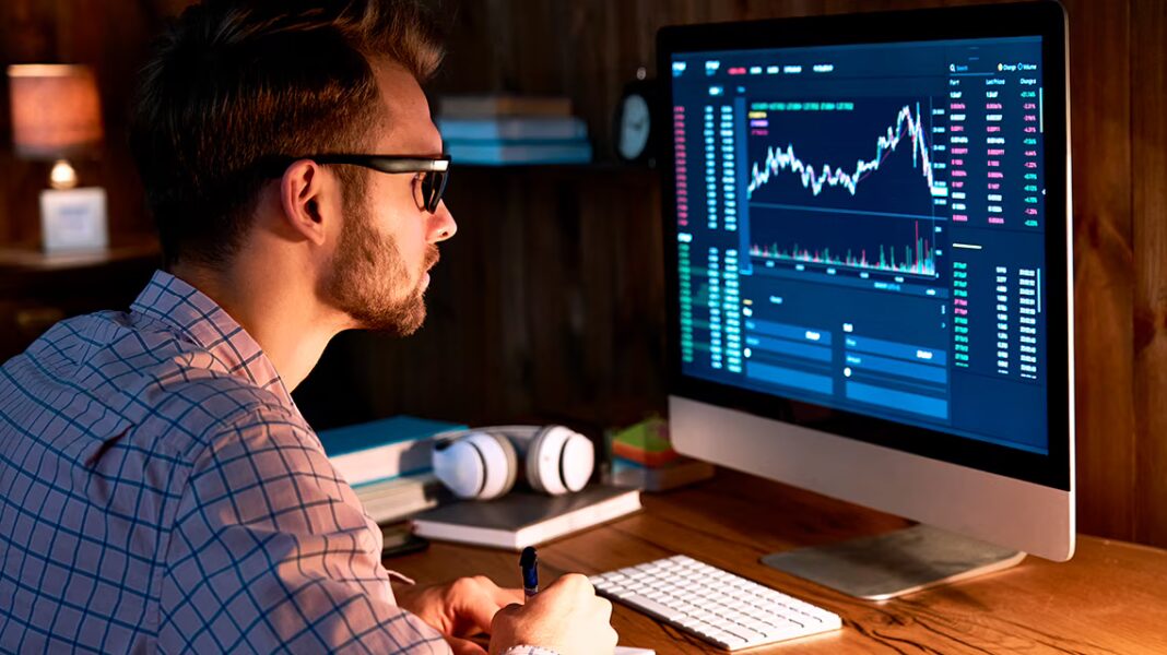 Crece el interés por inversión digital y trading en el mercado peruano