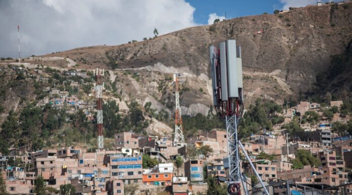OSIPTEL: Ingresos de servicios móviles e internet fijo crecieron por encima del 5 % al cierre de 2025