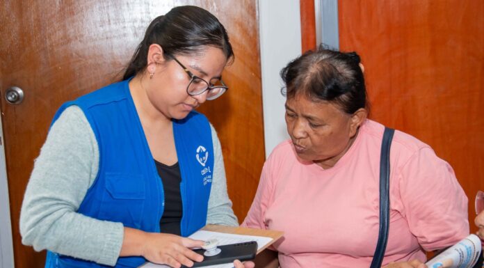 OSIPTEL orienta a usuarios de OMAPED Piura sobre herramientas digitales para prevenir suplantaciones y fraudes