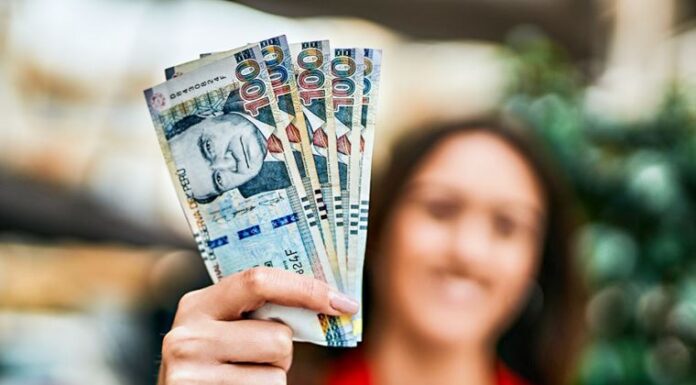 Gratificación por Fiestas Patrias: trabajadores recibirán un sueldo y una bonificación adicional de hasta 9 % Gratificación por Fiestas Patrias: trabajadores recibirán un sueldo y una bonificación adicional de hasta 9 %