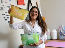 Startup peruana transforma más de 49 mil bolsas plásticas en accesorios de moda sostenible
