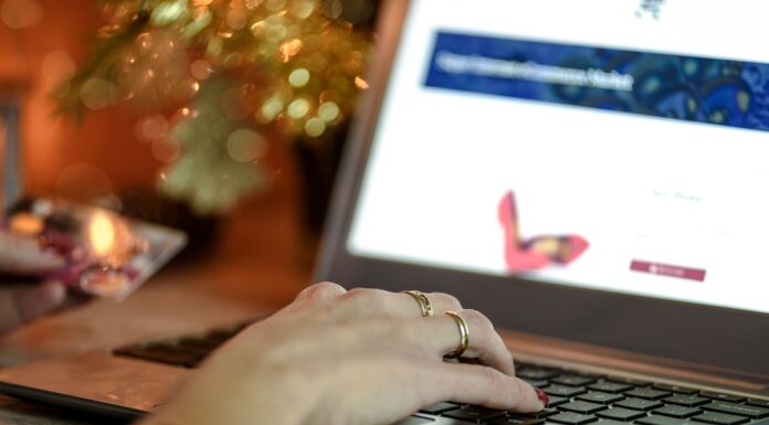 Estudio revela cómo la inteligencia artificial influye en las compras durante los Cyber en Perú