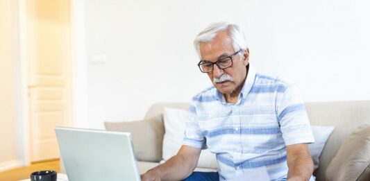 Cinco consejos para que emprendedores de 50 años mejoren su presencia en redes sociales Cinco consejos para que emprendedores de 50 años mejoren su presencia en redes sociales