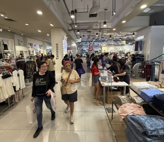 Sector retail proyecta ventas por más de S/ 4,600 millones durante Fiestas Patrias Sector retail proyecta ventas por más de S/ 4,600 millones durante Fiestas Patrias
