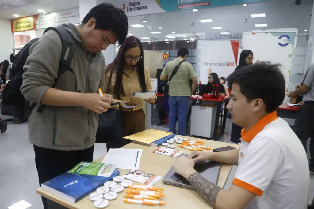 Mercado laboral exige nuevos procesos para la búsqueda de talento ejecutivo Mercado laboral exige nuevos procesos para la búsqueda de talento ejecutivo