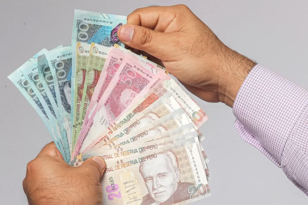 Sunafil recibió más de 9,600 denuncias por falta de pago de gratificación en el último año Sunafil recibió más de 9,600 denuncias por falta de pago de gratificación en el último año
