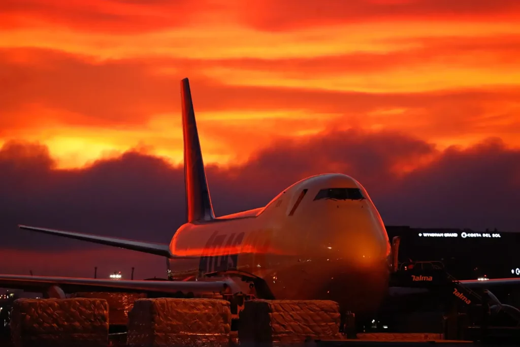 Política de cielos abiertos impulsará nuevas rutas aéreas y proyecta US$ 70 millones en turismo