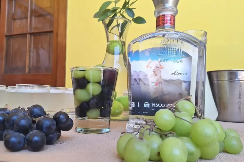 Producción de pisco reúne a 500 empresas formales y el 97 % son mypes Producción de pisco reúne a 500 empresas formales y el 97 % son mypes
