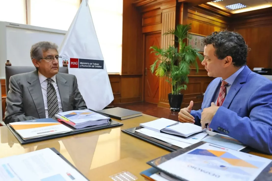 MTPE fortalece el Consejo Nacional de Trabajo para evaluar el sueldo mínimo