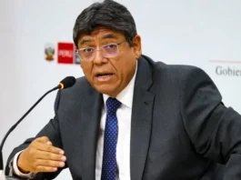 MEF: Perú busca crecer 6%, reducir informalidad al 50% y pobreza al 15%