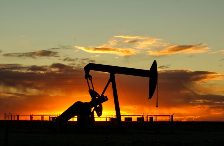 Empresas de minería, hidrocarburos y energía se anticipan a El Niño con planes de prevención de riesgos